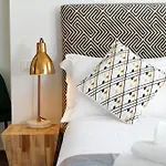 Della Croce Rooms